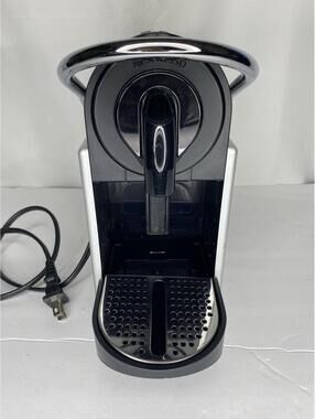 De'Longhi Nespresso Pixie Espresso Machine